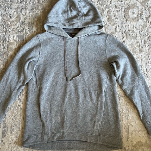 Lululemon Wind Down Pullover - Picture 2 of 12